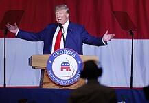 Trump: Soha nem fognak letartóztatni!