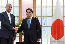 Japán felszólította Iránt, hogy ne szállítson fegyvert Oroszországnak