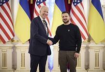 Biden újabb katonai segélycsomagot jelentett be