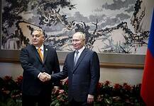 Orbán Putyinnak: Béke kell!