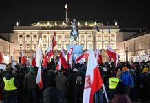 „Felér egy államcsínnyel, ami Lengyelországban történik”