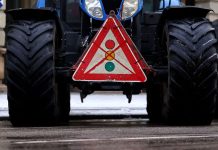 „Elegünk van a hazugságokból!” – dühös gazdák Németországban