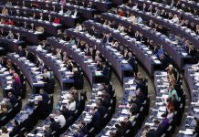 Megszavazta az EP a „brüsszeli cenzúratörvényt”