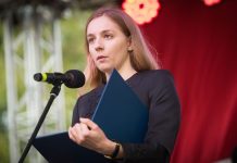 A pozsonyi bíróság kimondta: érvénytelen a magyar származású történész elbocsátása