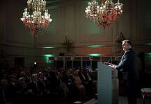 Európa elvesztette a kereszténységen nyugvó alapjait