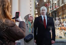 Elkezdődött az orosz elnökválasztás