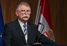 Kövér: Európa súlyosan lemaradt a világgazdasági versenyben