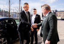 A bevándorláspolitika szigorítását sürgette Szijjártó Péter