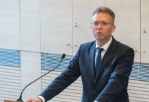 A magyar egyetemi modellt ajánlja mindenkinek a kultuszminiszter