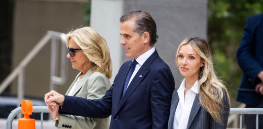 Bűnösnek találta Hunter Bident az esküdtszék a fegyverbirtoklási ügyben