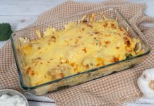 Sajtos-tejfölös rakott brokkoli