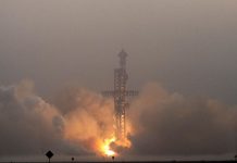 SpaceX: végrehajtotta első tesztrepülését Musk legújabb űrhajója