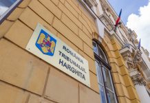 Román nyelvűre cserélték a táblát a székelyföldi hivatalon