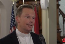 Hit és identitás – Fábry Kornél katolikus püspök clevelandi látogatása