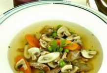 Gombás-almás kacsaleves