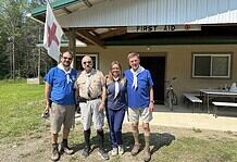 A túlélők hordják az örökre elnémítottak megbízólevelét – beszélgetés a buffalói szemsebésszel Dr. Forgách Péterrel