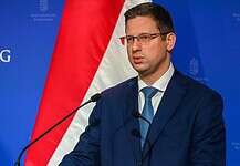 Magyarországra menekült egy lengyel politikus