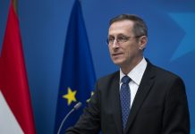 Érkezik az új forint Varga Mihály kézjegyével