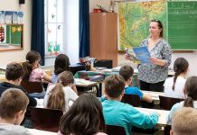 Külön oktatási program indul hazaköltözőknek