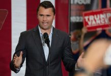 Megölték Charlie Kirket