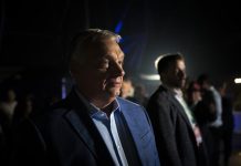 Orbán: Legközelebb a Jóisten ege alatt találkozunk