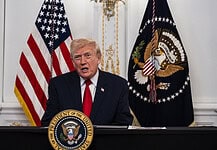 Donald Trump üzent a washingtoni lövöldözés után