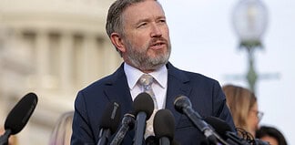 Kiléptetnék az Egyesült Államokat a NATO-ból