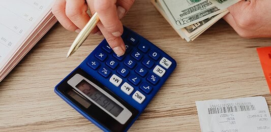 Miért nehéz félretenni – és hogyan lehet mégis?