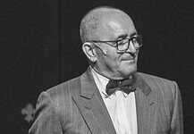 Elhunyt Benedek Gyula