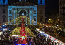 Forbes: negyedik Eruópában a karácsonyi vásár a Bazilikánál