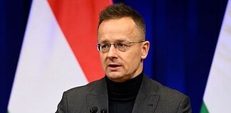 Szijjártó: Több mint ezren kértek konzuli védelmet