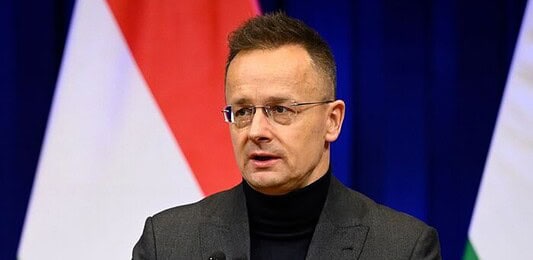 Szijjártó: Több mint ezren kértek konzuli védelmet