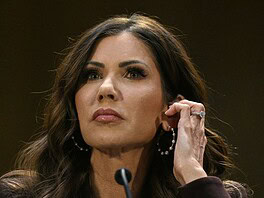 Donald Trump menesztette Kristi Noemet