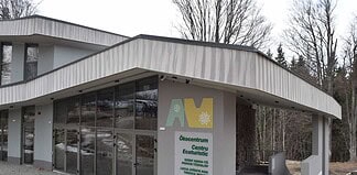 Korszerű látogatóközpontot adtak át a Szent Anna-tónál