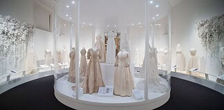 Székelyföldön is bemutatkozik a Magyar menyasszony című utazókiállítás