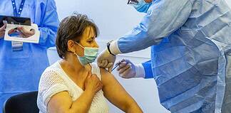 Románia alkudni próbál a vakcinák ügyében