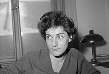 Száz éve született Janikovszky Éva író