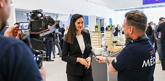 Megnevezte helyettesét Magyar Péter