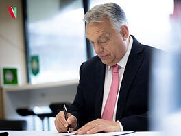 Orbán Viktor aláírta az árstopokat
