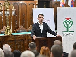 Pásztor Bálint: Nincs takargatnivalónk!