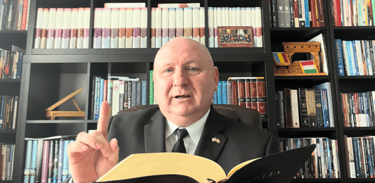 Hit, hősök és összetartozás – Dr. Marton Máriusz rádiós istentisztelete