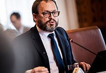 Visszaköltözik a Pénzügyminisztérium a József nádor térre
