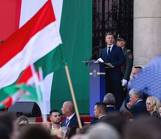 Magyar Péter: Öleljétek meg egymást, végre legyen tánc!