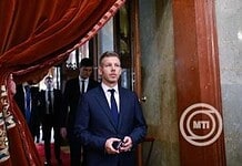 Magyar Péter váltja Orbán Viktort.