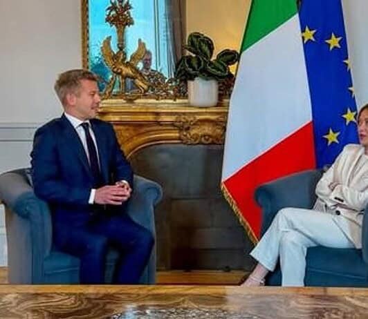 Magyar Péter Giorgia Melonival tárgyalt