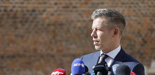 Magyar Péter az osztrák kancellárral tárgyal