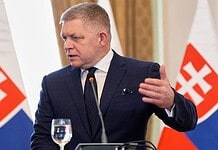 Fico: „Ami nem öl meg, erősebbé tesz”