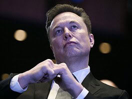 Két hétig sem tartott Musk csúcsdöntése