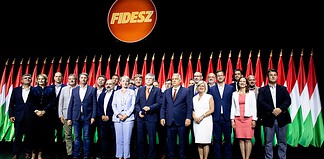 Újraválasztotta Orbán Viktort a Fidesz