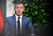 Eltöröl öt adónemet a Magyar kormány